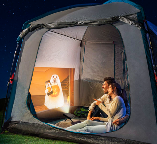Recomendaciones de mini proyectores para acampar